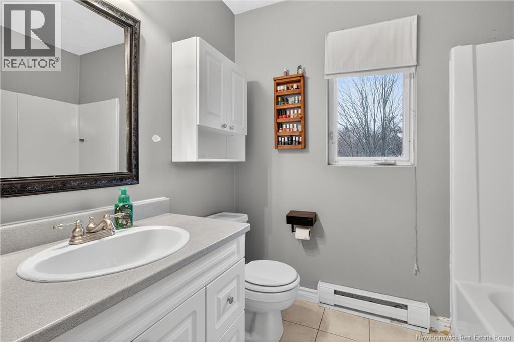 24 Briarlea Drive, Moncton, New Brunswick  E1G 2E9 - Photo 17 - NB130167