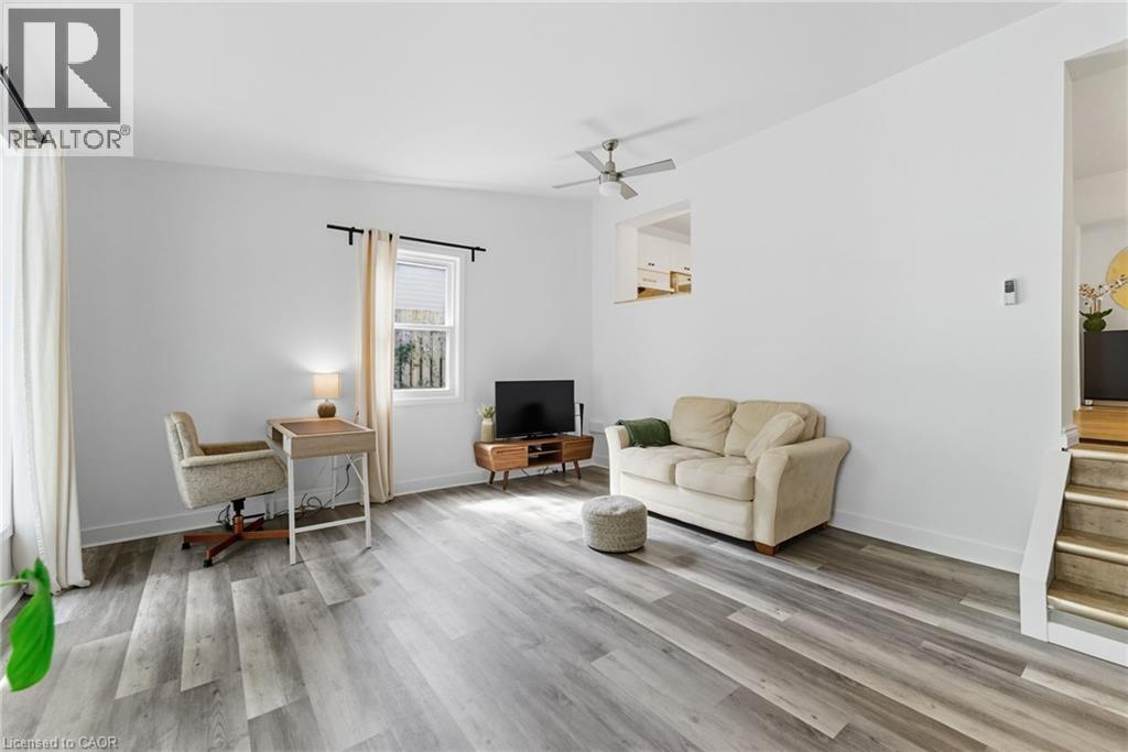 239 East 22nd Street, Hamilton, Ontario  L8V 2V8 - Photo 12 - 40771223