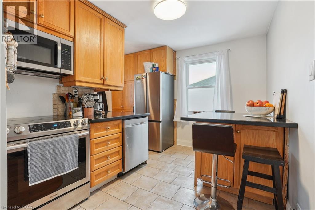 239 East 22nd Street, Hamilton, Ontario  L8V 2V8 - Photo 28 - 40771223