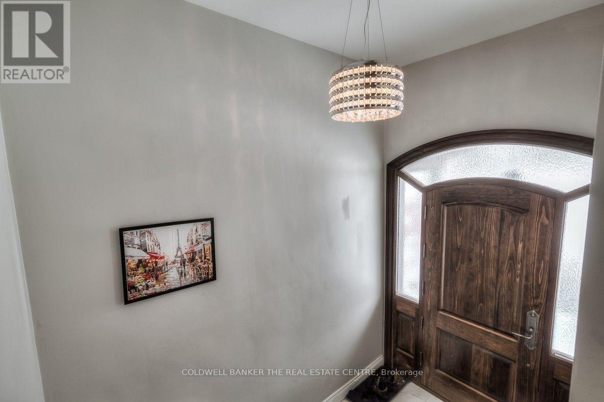 146 Mintwood Drive, Toronto, Ontario  M2M 3A9 - Photo 4 - C12547914