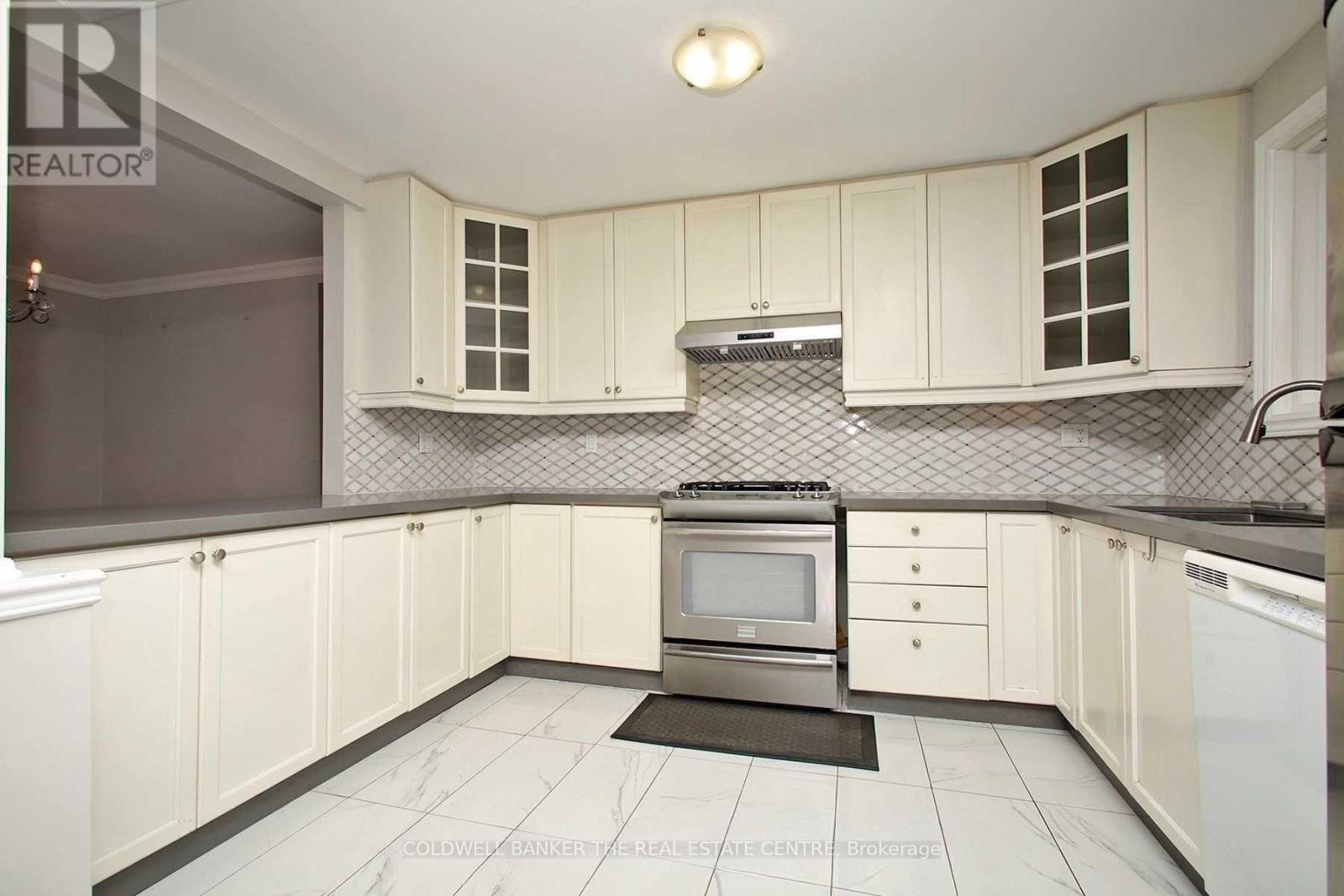 146 Mintwood Drive, Toronto, Ontario  M2M 3A9 - Photo 8 - C12547914