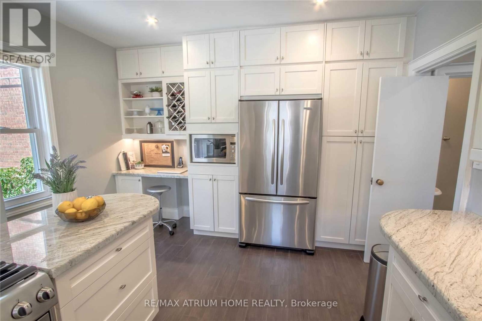 320 Hillsdale Avenue E, Toronto, Ontario  M4S 1T8 - Photo 2 - C12547928