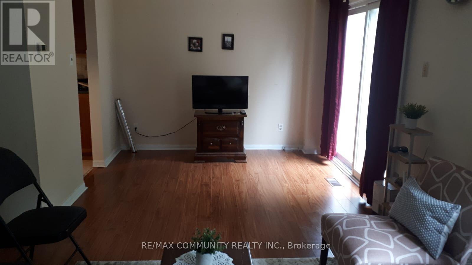 172 Bellamy Road, Toronto, Ontario  M1J 2L5 - Photo 2 - E12547916