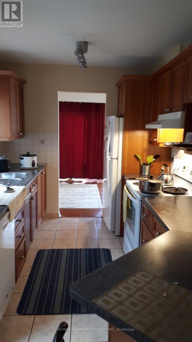 172 Bellamy Road, Toronto, Ontario  M1J 2L5 - Photo 4 - E12547916