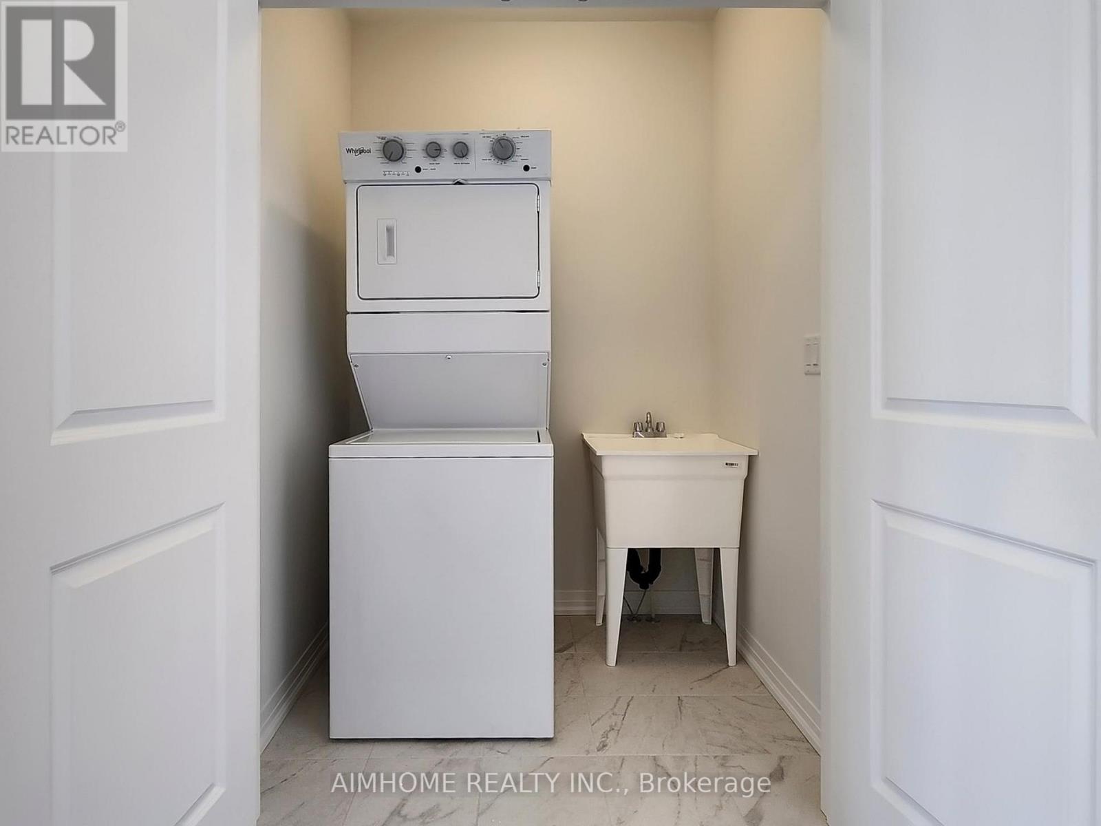 34 Kamper Avenue, Richmond Hill, Ontario  L4E 1A2 - Photo 15 - N12547926