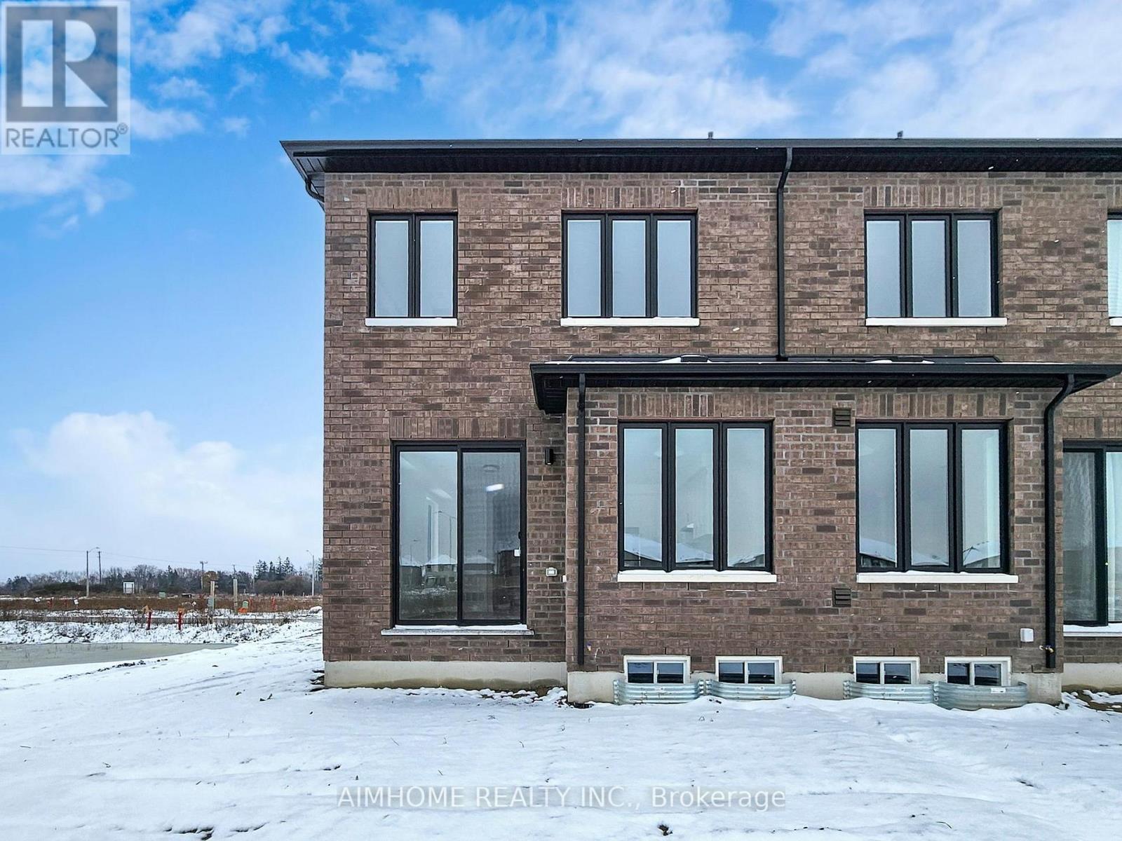 34 Kamper Avenue, Richmond Hill, Ontario  L4E 1A2 - Photo 16 - N12547926