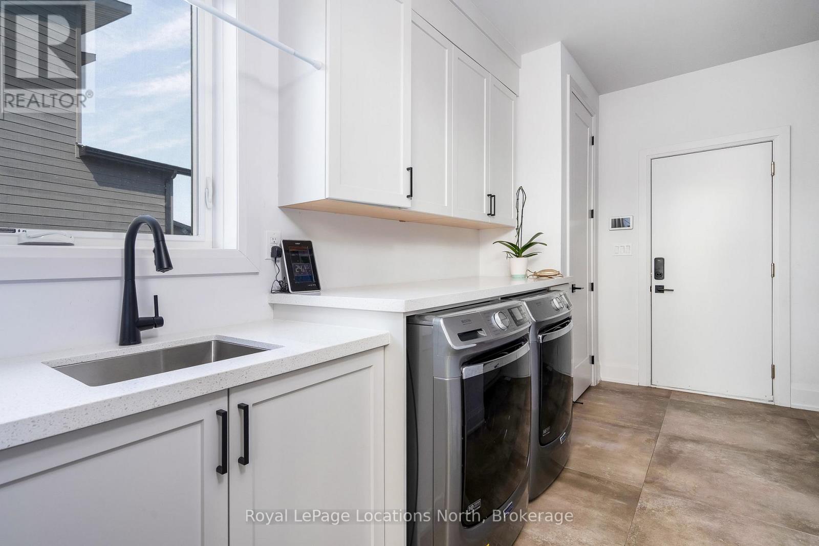 120 Tekiah Road, Blue Mountains, Ontario N0H 1J0 - Photo 20 - X12541342