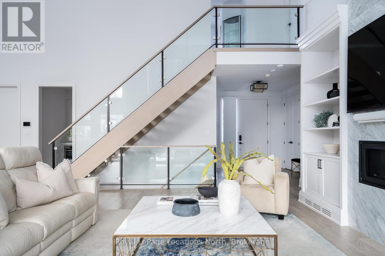 120 Tekiah Road, Blue Mountains, Ontario N0H 1J0 - Photo 4 - X12541342