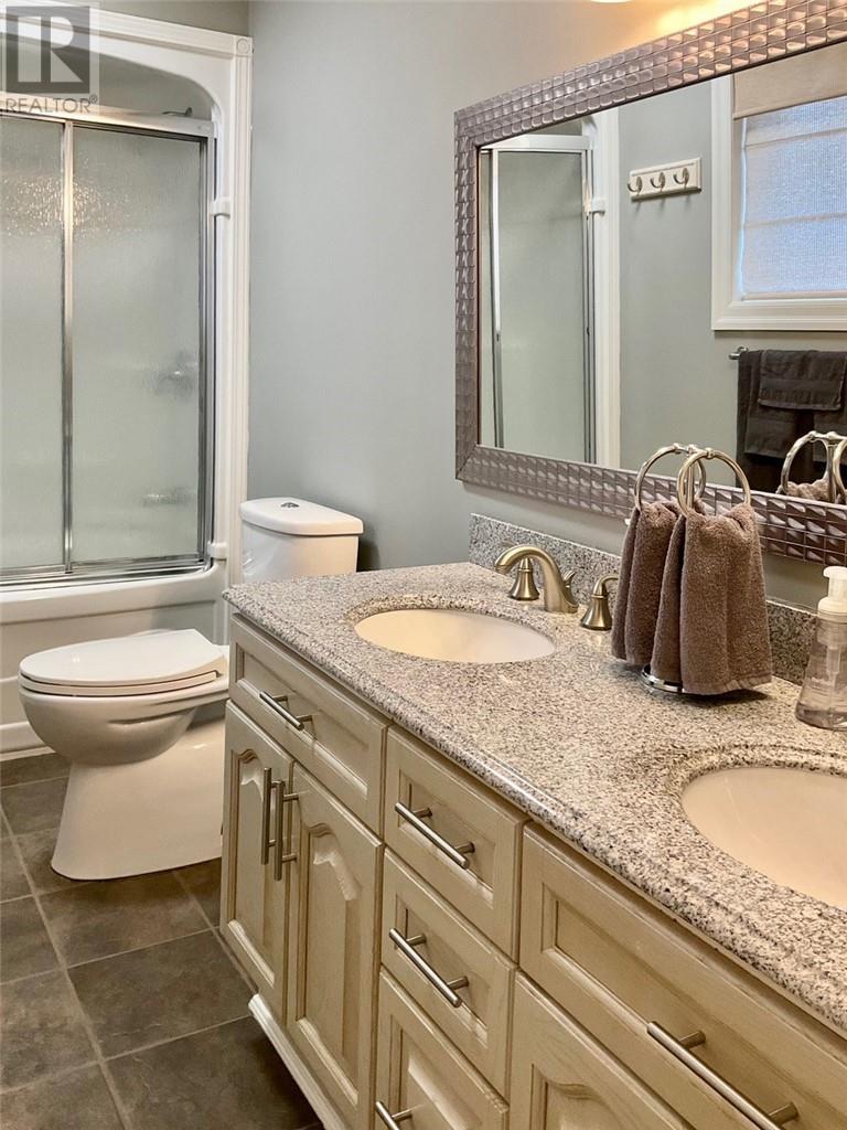 563 Montee Principale, Azilda, Ontario P0M 1B0 - Photo 17 - 2125640