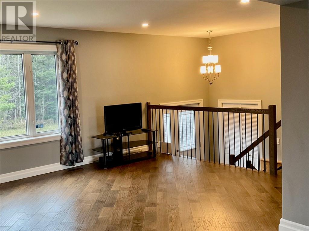 563 Montee Principale, Azilda, Ontario P0M 1B0 - Photo 13 - 2125640