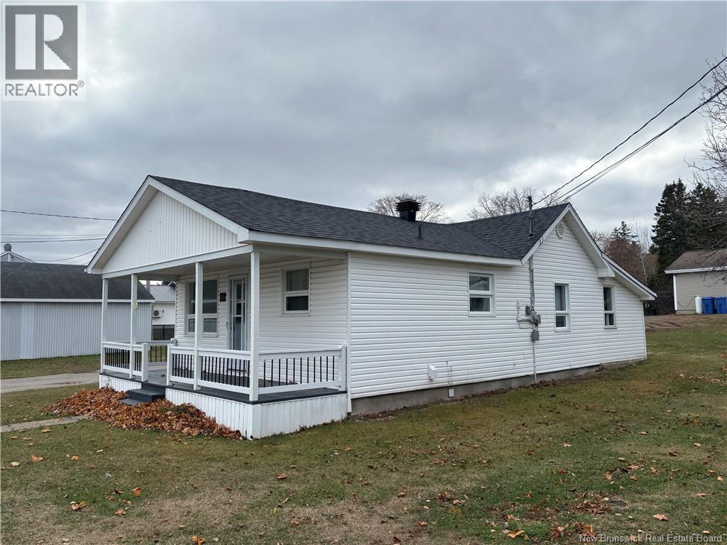 22 Promenade Florient, Petit-Rocher, New Brunswick  E8J 1S3 - Photo 5 - NB130166