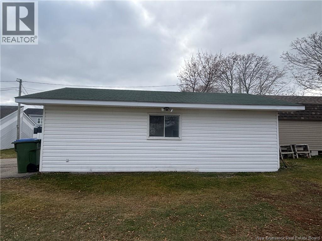 22 Promenade Florient, Petit-Rocher, New Brunswick  E8J 1S3 - Photo 9 - NB130166