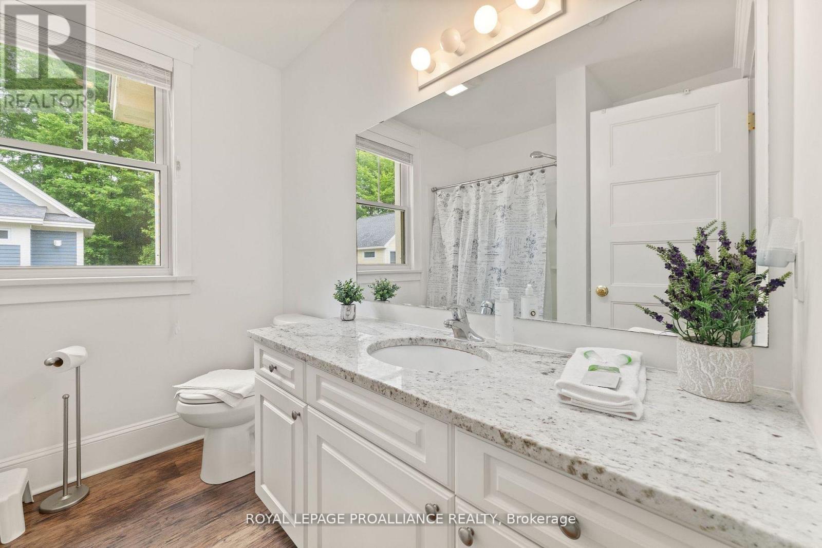 9 Hollow Lane, Prince Edward County, Ontario  K0K 1P0 - Photo 9 - X12547942