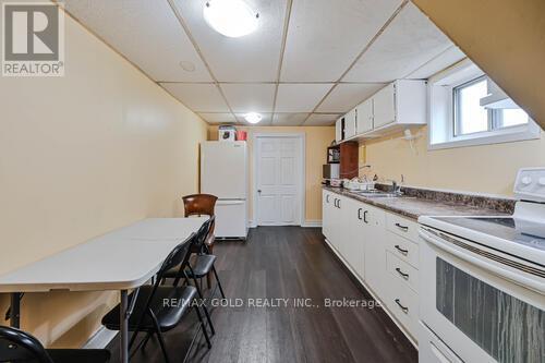 3274 Clara Drive, Mississauga, Ontario  L4T 2C7 - Photo 29 - W12528938