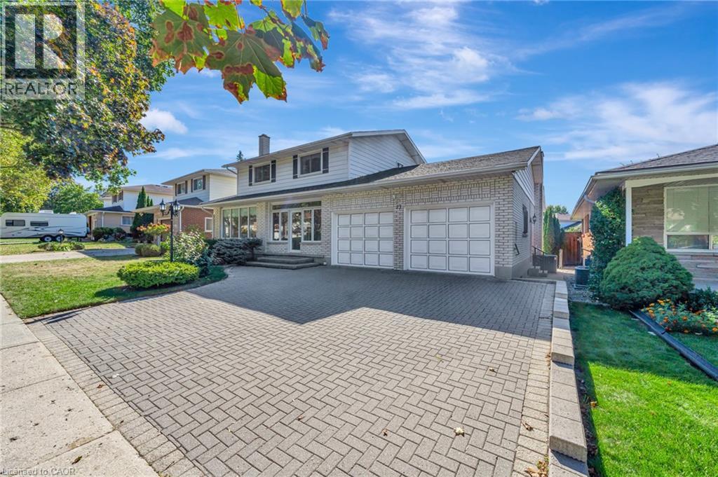 73 Champlain Crescent, Kitchener, Ontario  N2B 2Y7 - Photo 3 - 40775760