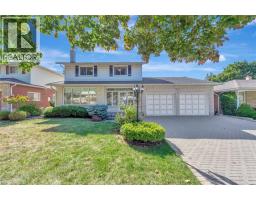 73 CHAMPLAIN Crescent, Kitchener, Ontario
