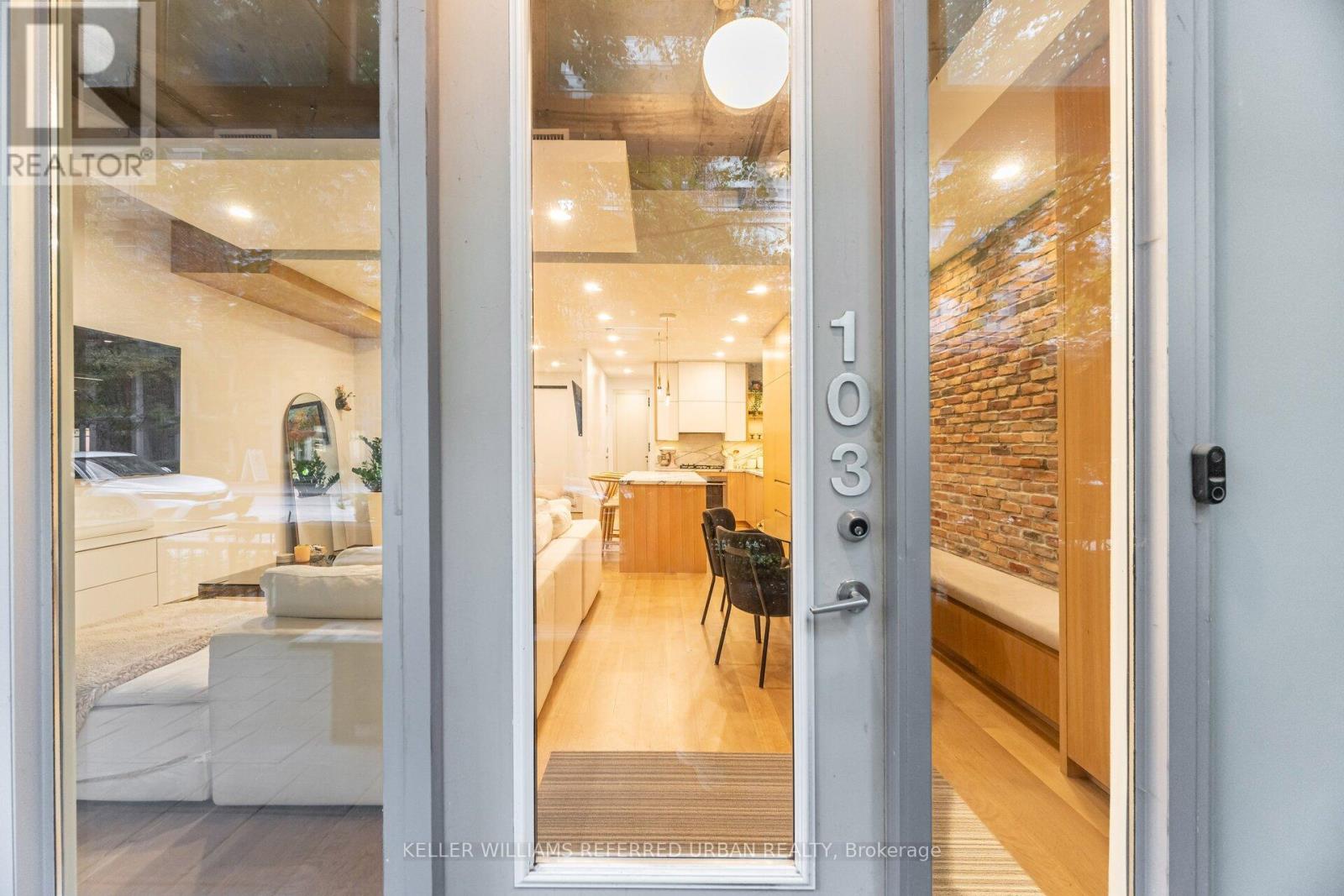 103 - 20 STEWART STREET, Toronto, Ontario