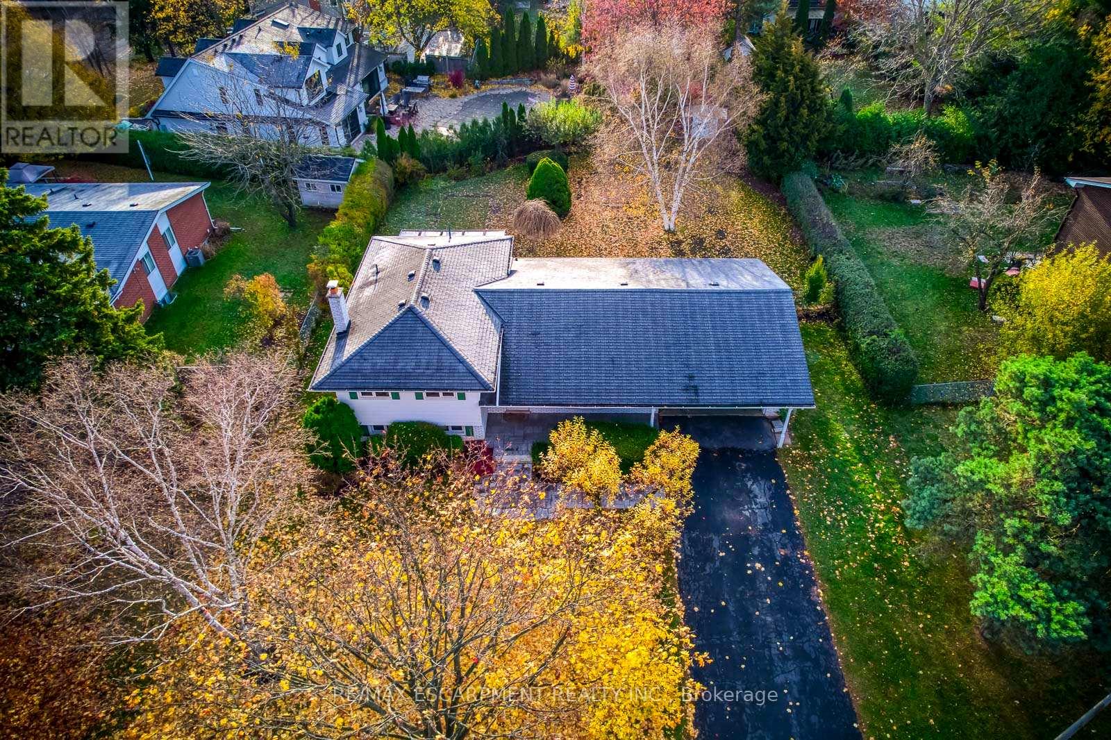 2138 Salmon Road, Oakville, Ontario L6L 1M5 - Photo 14 - W12547162