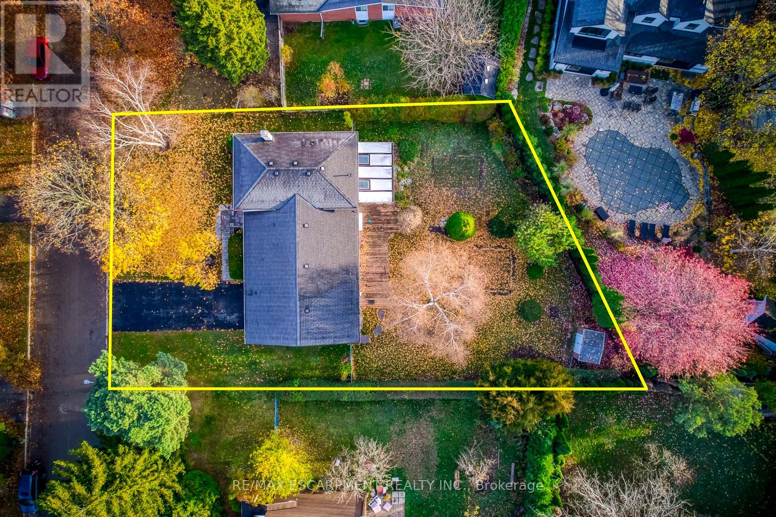 2138 Salmon Road, Oakville, Ontario L6L 1M5 - Photo 16 - W12547162