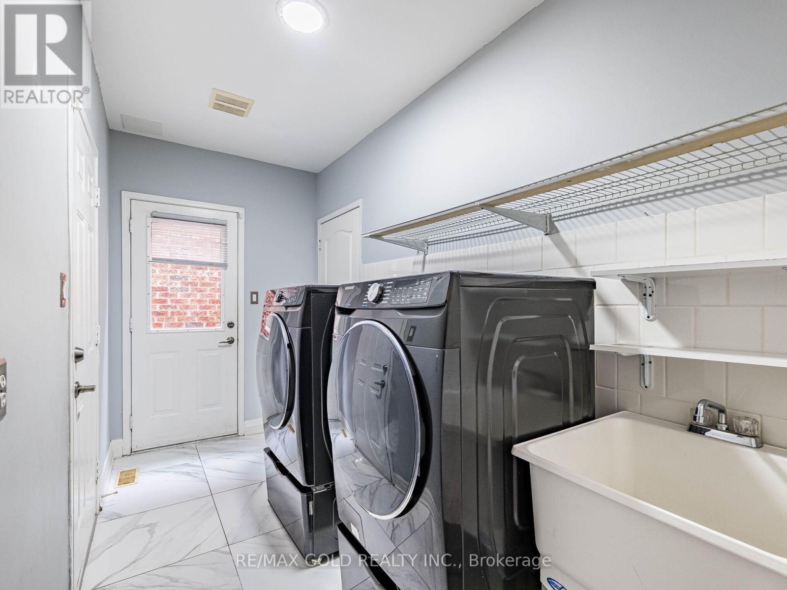 66 Hiberton Crescent, Brampton, Ontario  L7A 3C9 - Photo 19 - W12547932