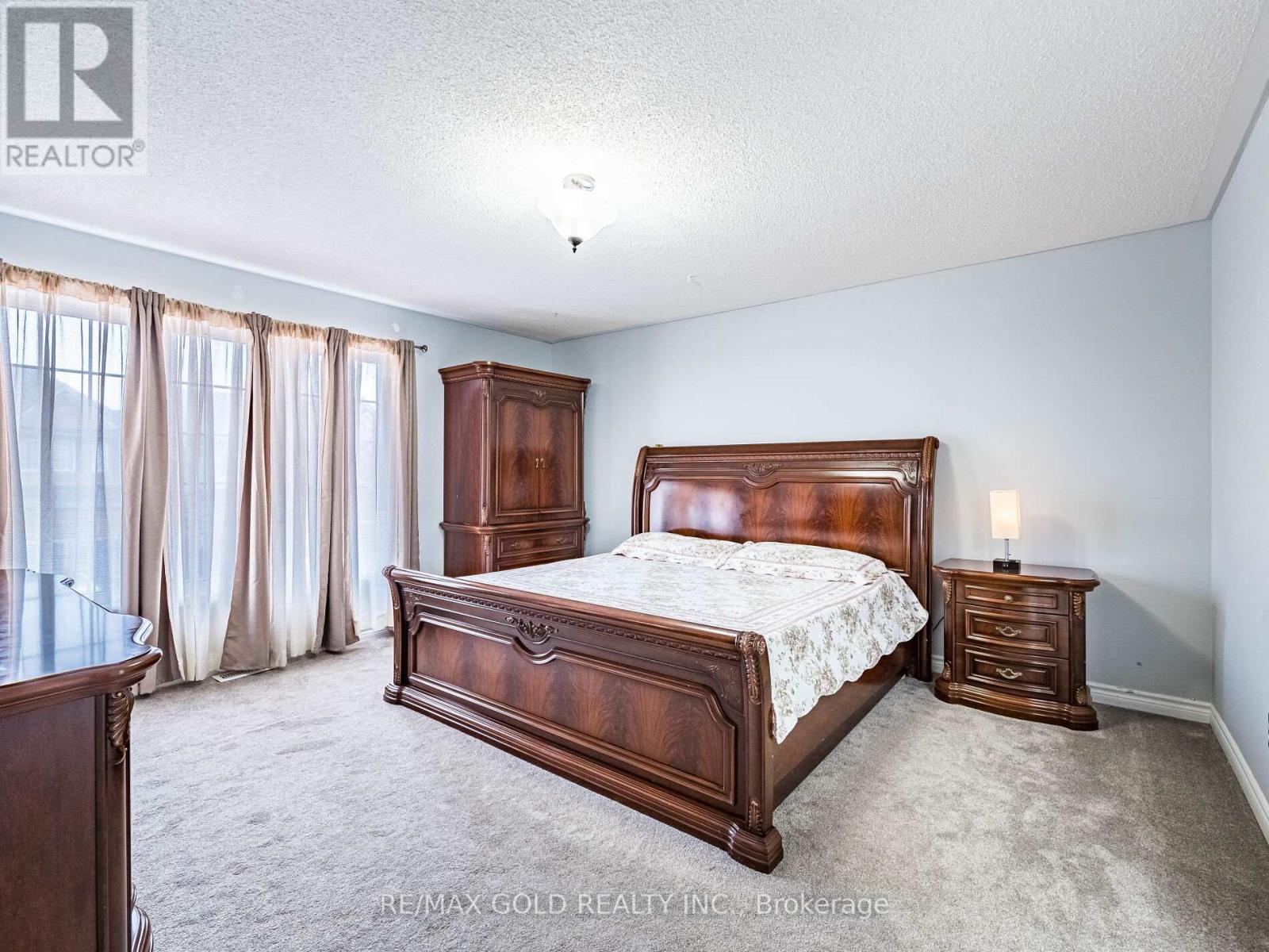 66 Hiberton Crescent, Brampton, Ontario  L7A 3C9 - Photo 24 - W12547932