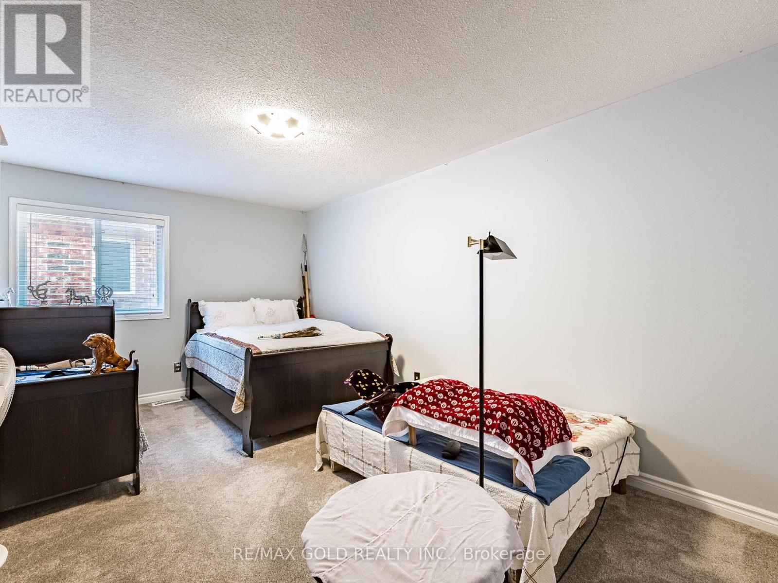 66 Hiberton Crescent, Brampton, Ontario  L7A 3C9 - Photo 25 - W12547932