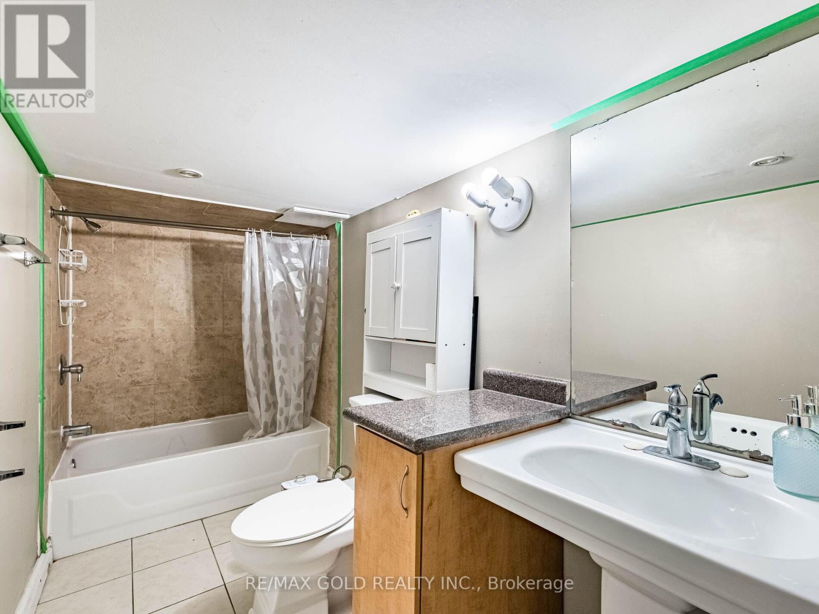 66 Hiberton Crescent, Brampton, Ontario  L7A 3C9 - Photo 34 - W12547932