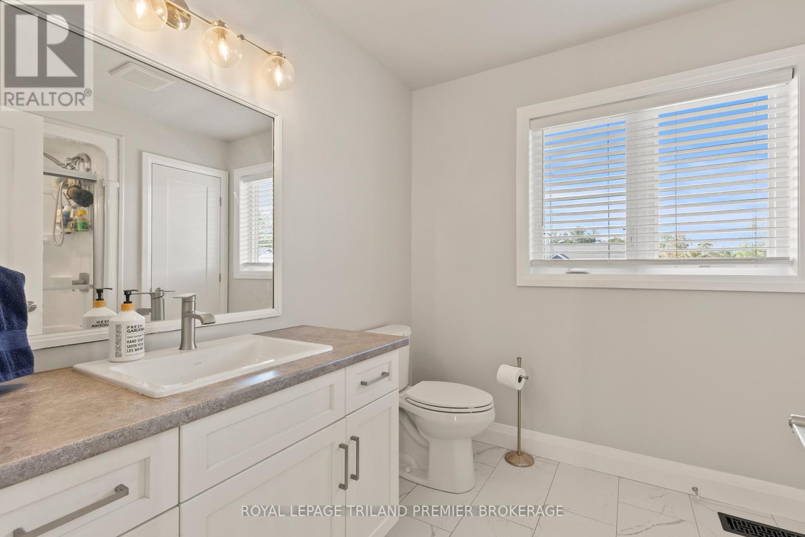 40 Reeves Road, Ingersoll, Ontario  N5C 0E2 - Photo 20 - X12547962