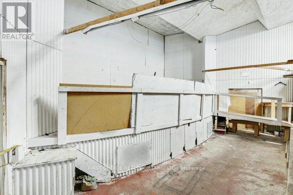 561 St Lawrence Street, North Dundas, Ontario K0C 2K0 - Photo 20 - X12547974