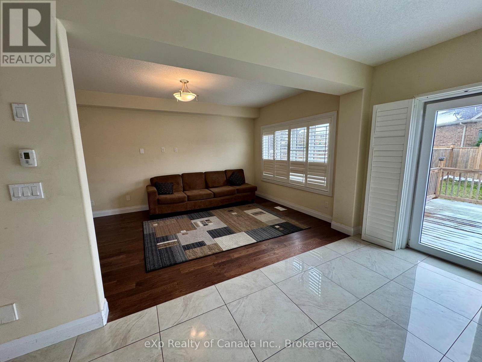 234 Munnoch Boulevard, Woodstock, Ontario N4T 0A7 - Photo 5 - X12547972