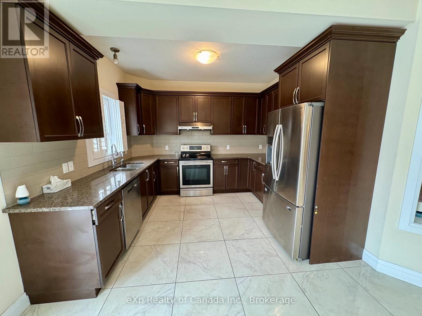 234 Munnoch Boulevard, Woodstock, Ontario N4T 0A7 - Photo 6 - X12547972