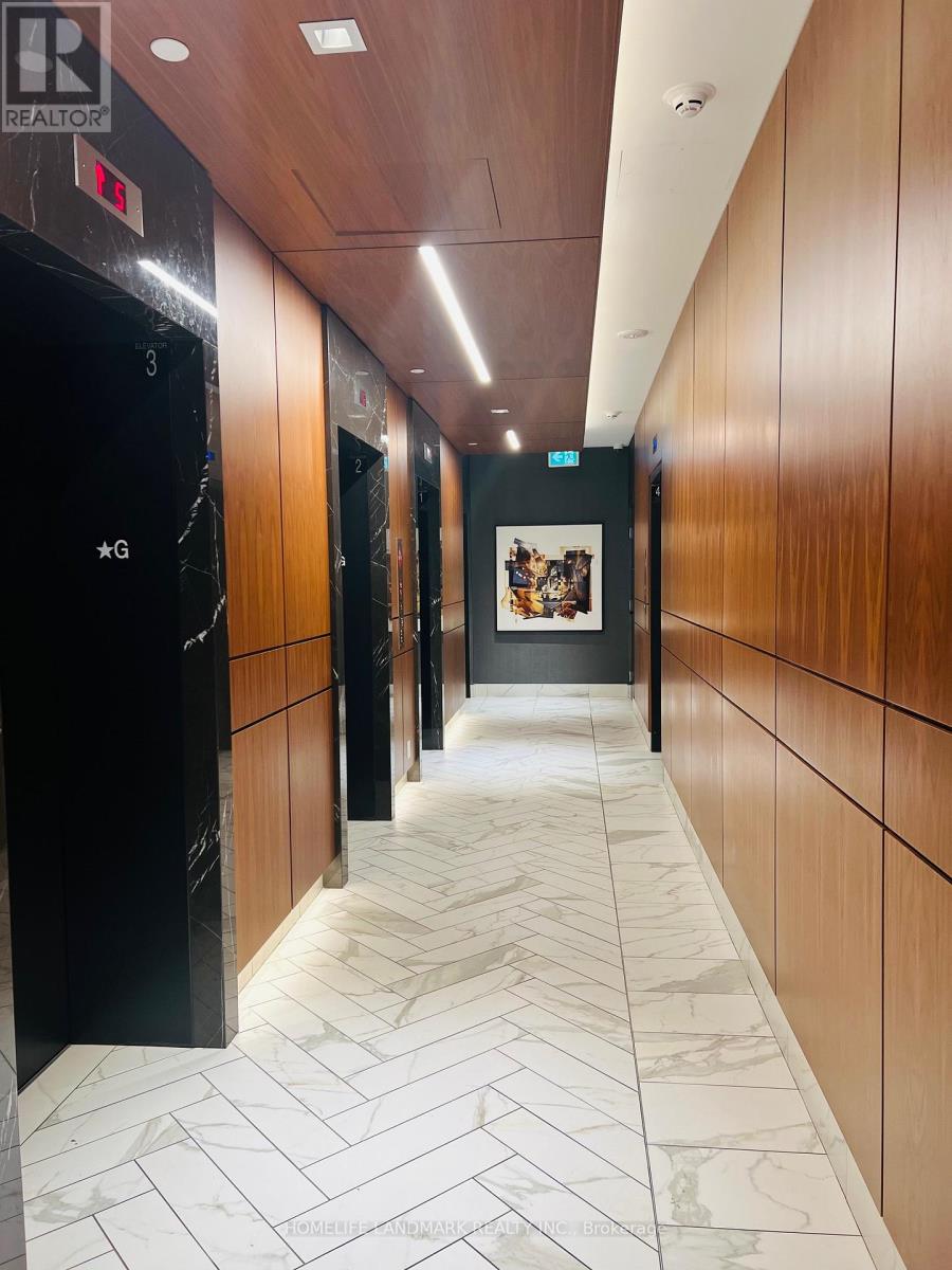 805 - 327 King Street W, Toronto, Ontario M5V 0W7 - Photo 3 - C12547946