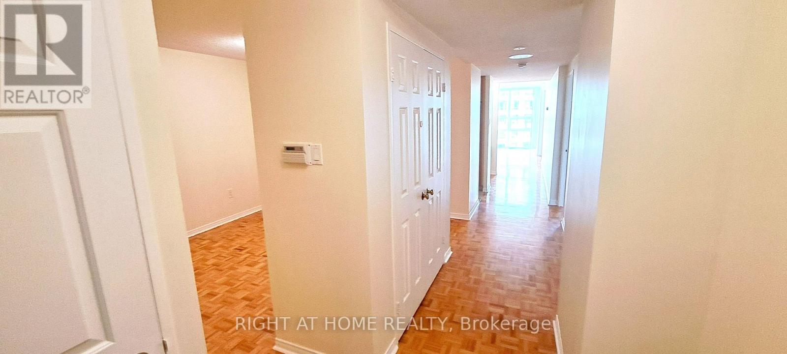 1607 - 131 Beecroft Road, Toronto, Ontario  M2N 6G9 - Photo 10 - C12547950