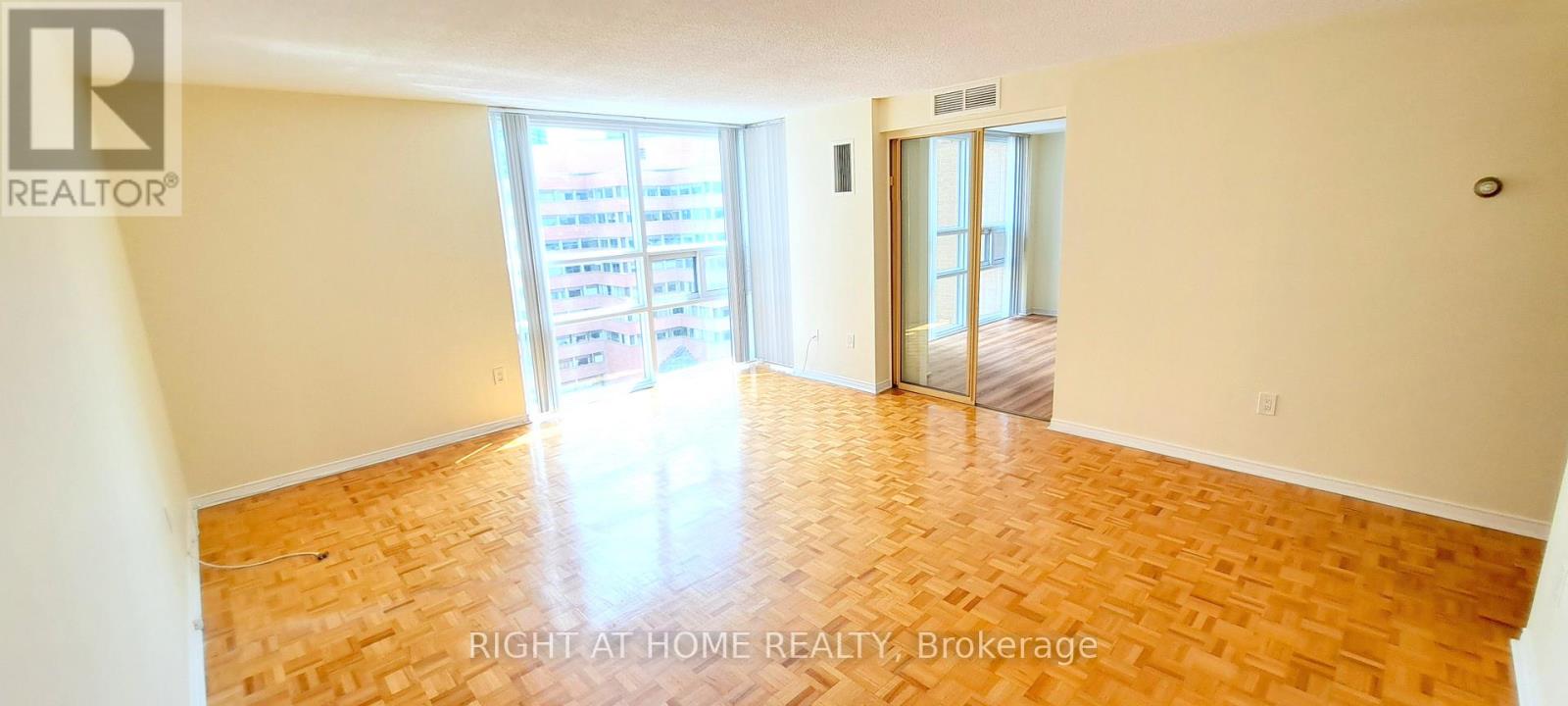 1607 - 131 Beecroft Road, Toronto, Ontario  M2N 6G9 - Photo 13 - C12547950