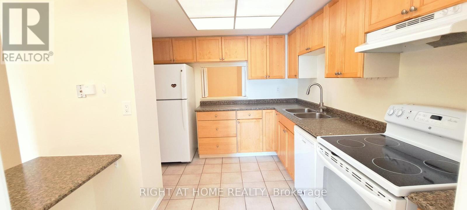 1607 - 131 Beecroft Road, Toronto, Ontario  M2N 6G9 - Photo 14 - C12547950