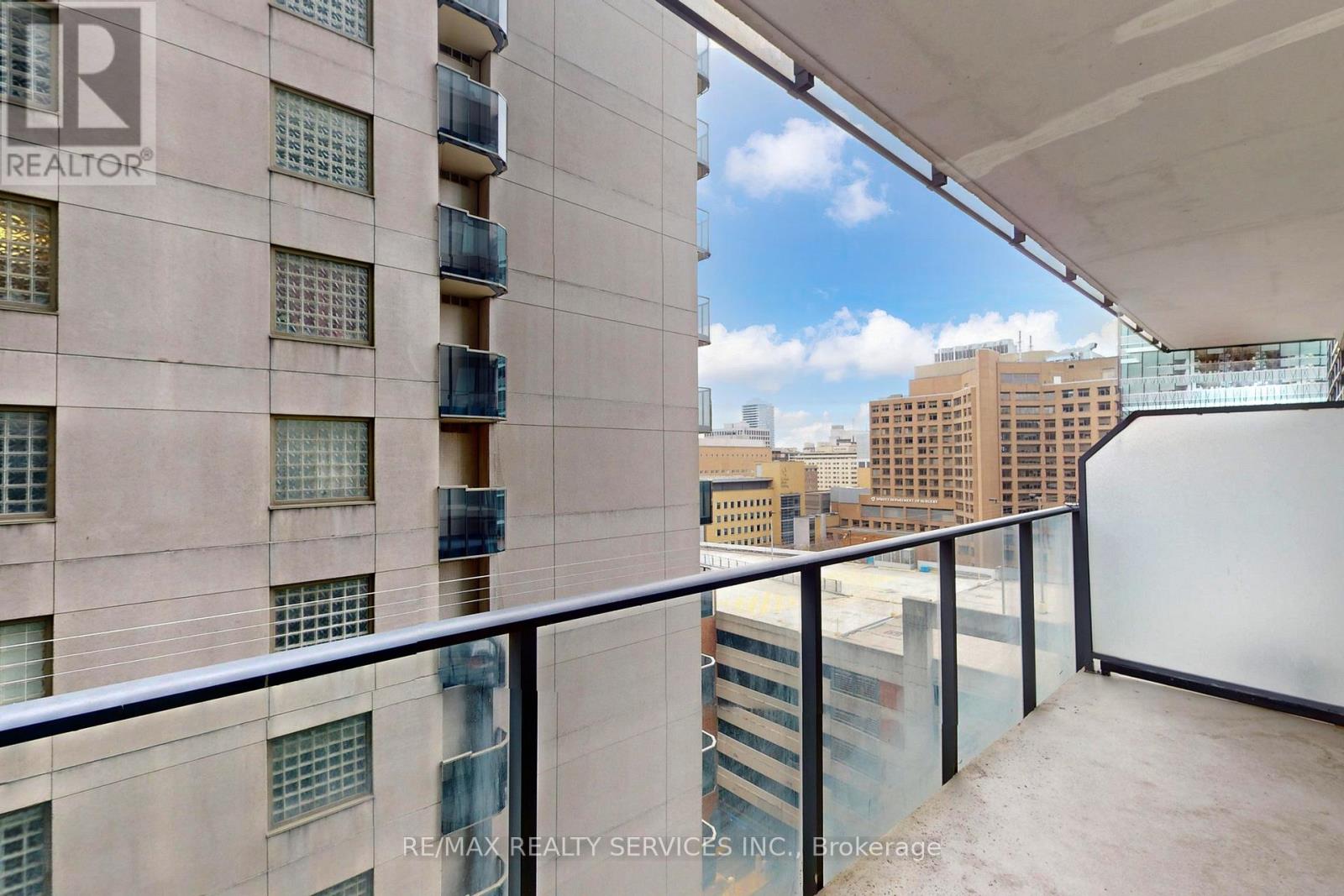 1009 - 770 Bay Street, Toronto, Ontario  M5G 0A6 - Photo 28 - C12547958