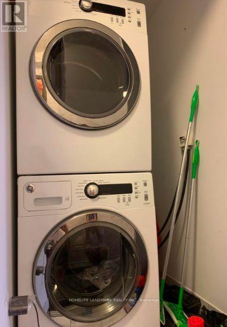 2604 - 386 Yonge Street, Toronto, Ontario  M5B 0A5 - Photo 11 - C12547964