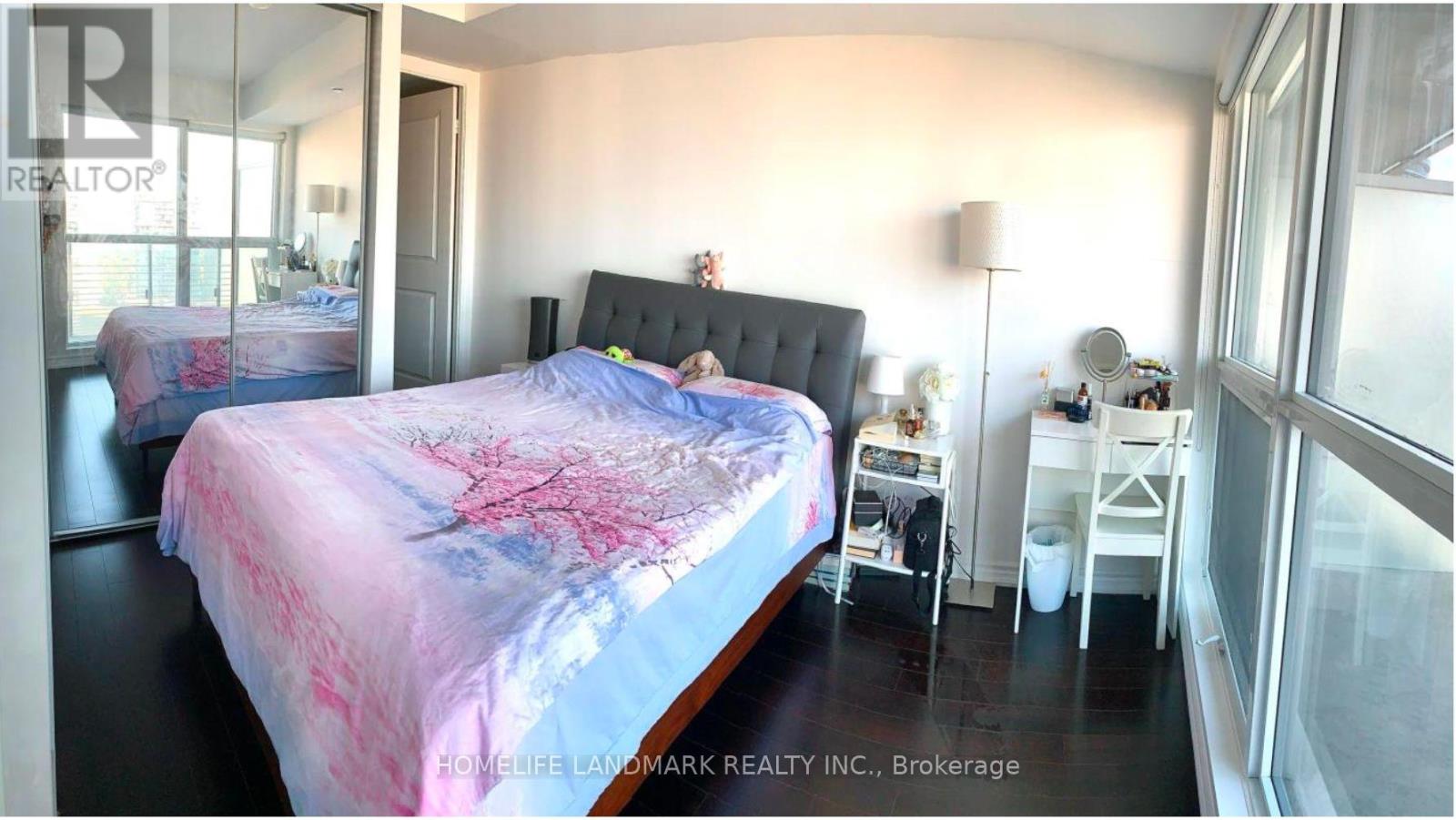 2604 - 386 Yonge Street, Toronto, Ontario  M5B 0A5 - Photo 4 - C12547964