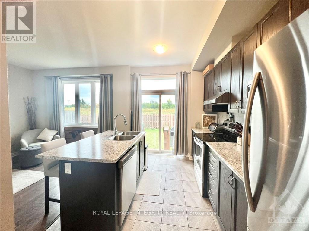 213 Bandelier Way, Ottawa, Ontario  K2S 2J4 - Photo 10 - X12547994