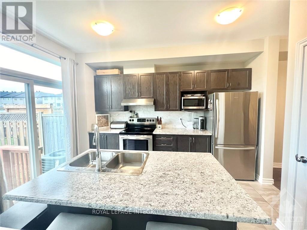 213 Bandelier Way, Ottawa, Ontario  K2S 2J4 - Photo 13 - X12547994