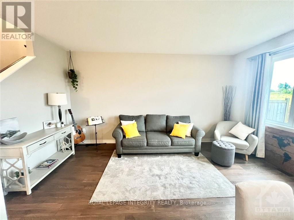 213 Bandelier Way, Ottawa, Ontario  K2S 2J4 - Photo 16 - X12547994