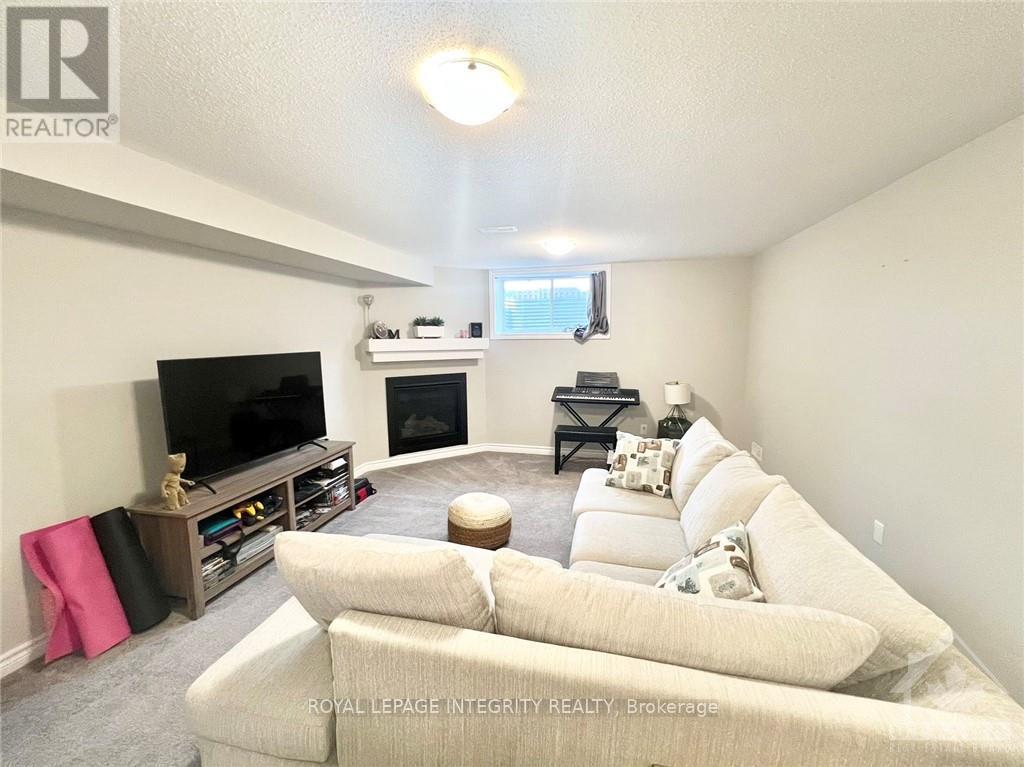 213 Bandelier Way, Ottawa, Ontario  K2S 2J4 - Photo 28 - X12547994