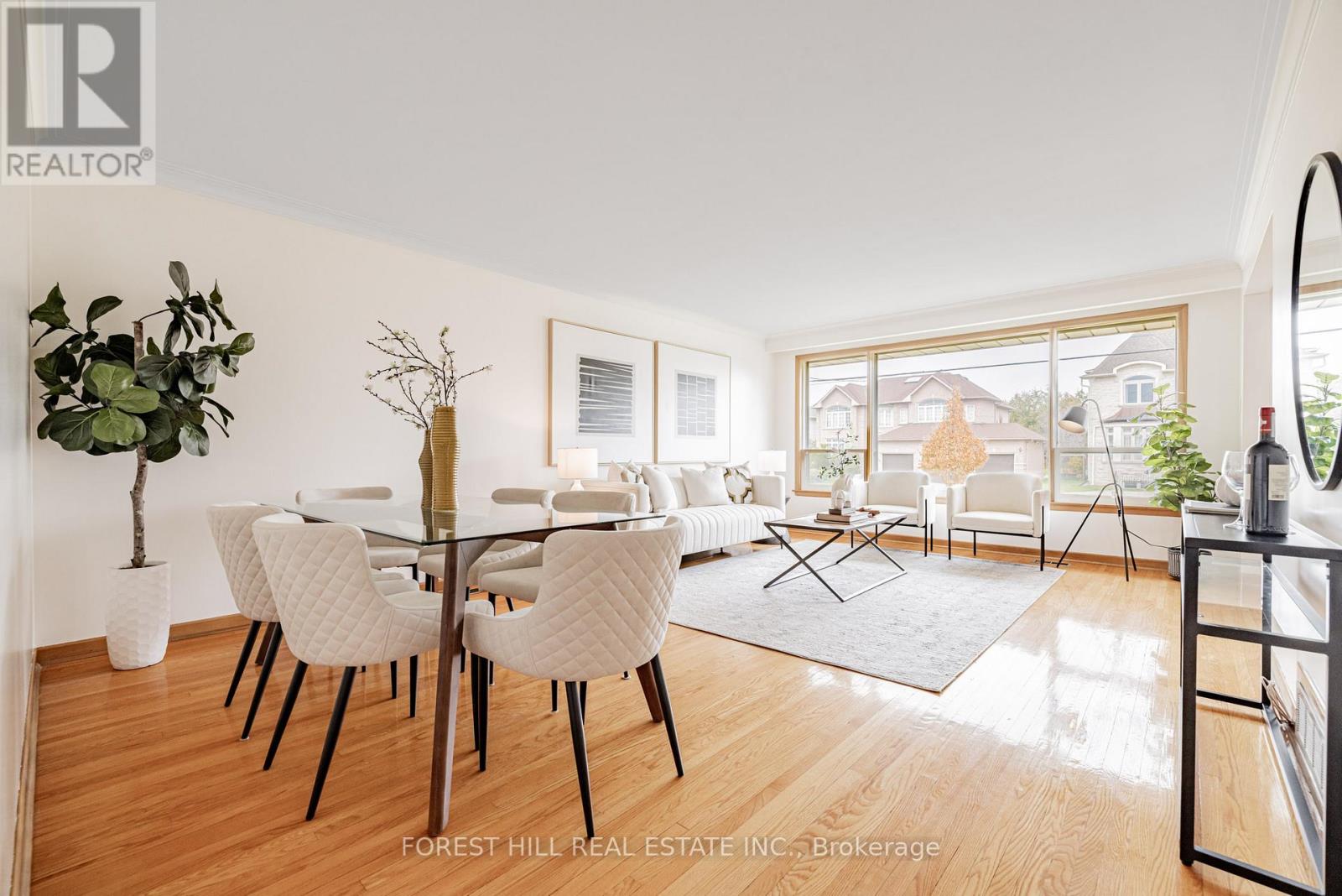 105 Crestwood Road, Vaughan, Ontario L4J 1A7 - Photo 4 - N12545452