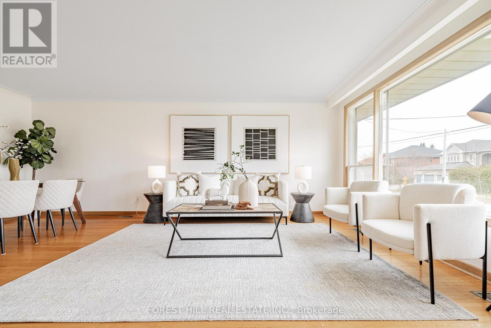 105 Crestwood Road, Vaughan, Ontario L4J 1A7 - Photo 6 - N12545452