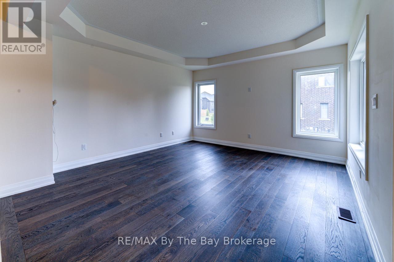 194 Rosanne Circle, Wasaga Beach, Ontario  L9Z 0N3 - Photo 17 - S12548002