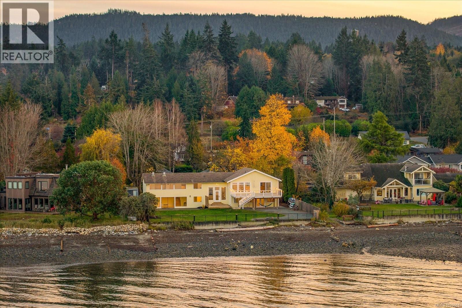 7850 Shangri-La Rd, Lantzville, British Columbia