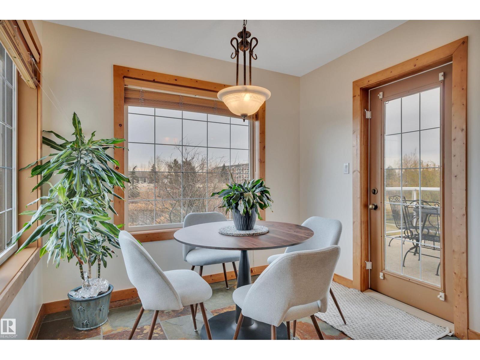 350 Galbraith Cl Nw, Edmonton, Alberta  T5T 6K2 - Photo 12 - E4465859