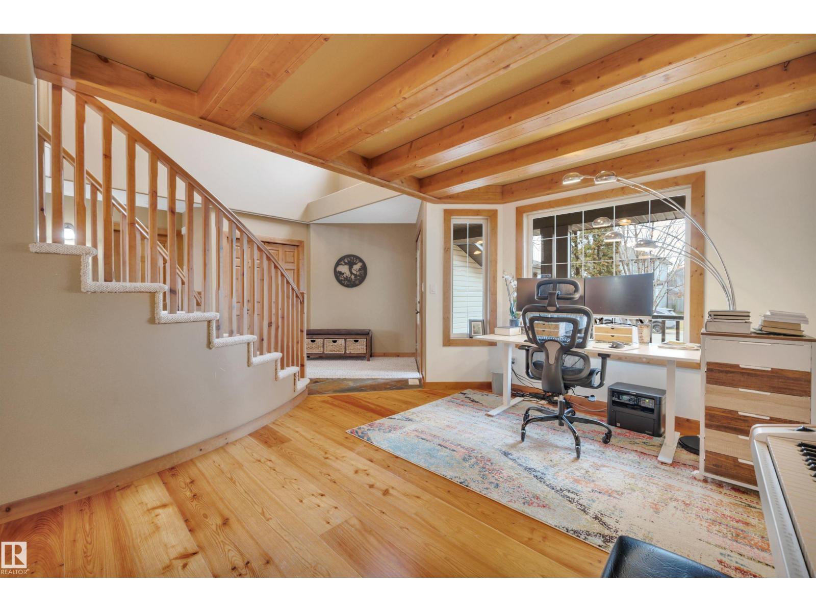 350 Galbraith Cl Nw, Edmonton, Alberta  T5T 6K2 - Photo 9 - E4465859