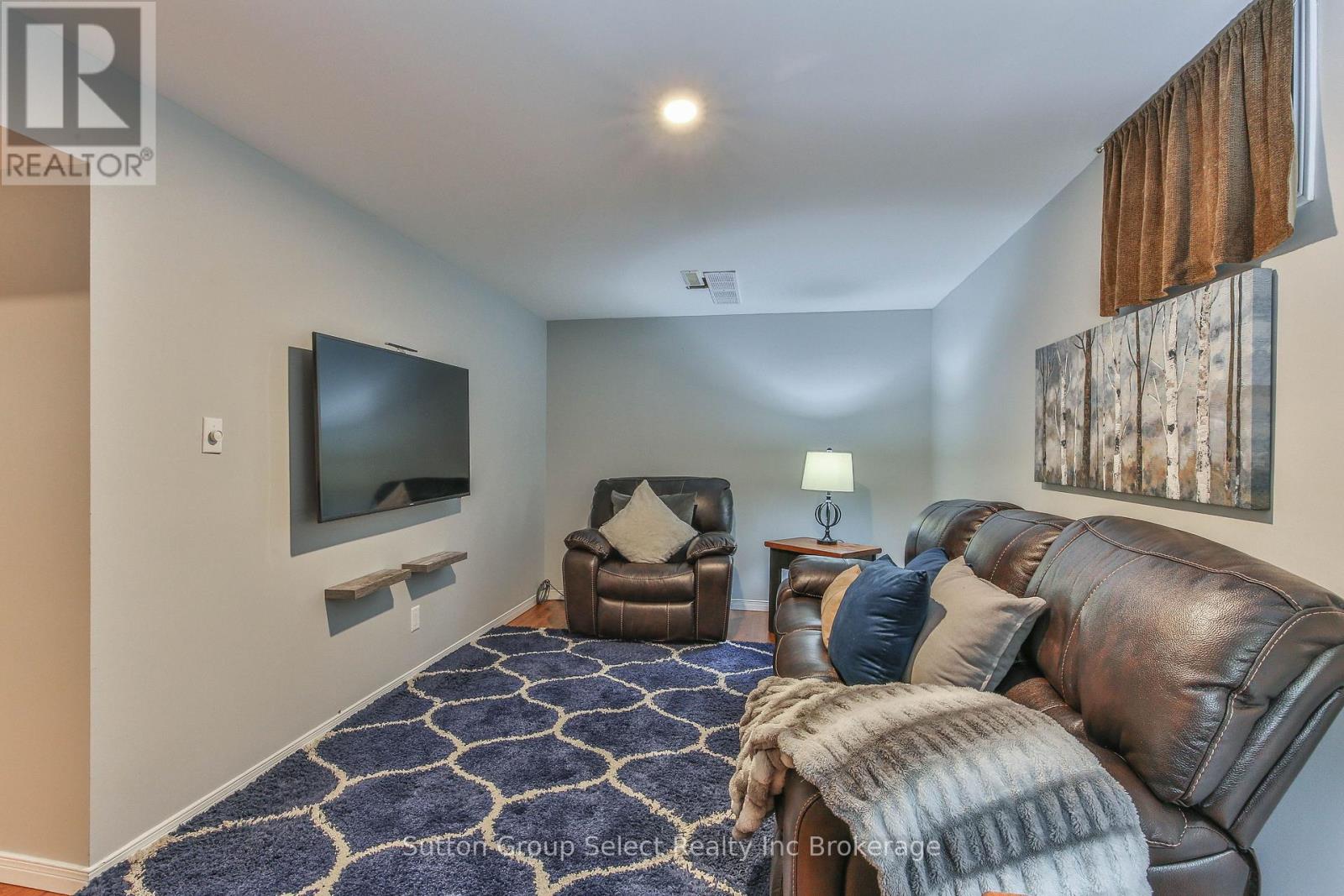 11 Mohican Drive, Woodstock, Ontario N4T 1H4 - Photo 33 - X12548008