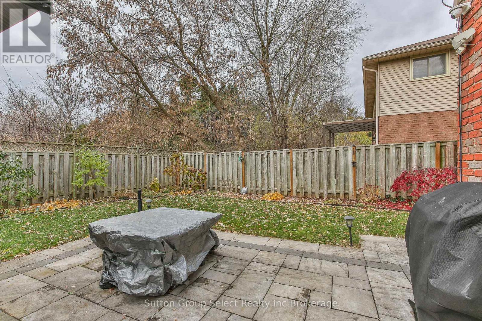 11 Mohican Drive, Woodstock, Ontario N4T 1H4 - Photo 38 - X12548008